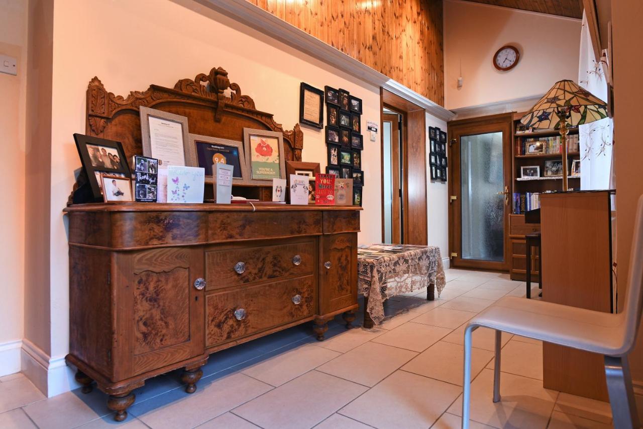 Luxury Suite In Quiet Countryside Location Swansea Extérieur photo